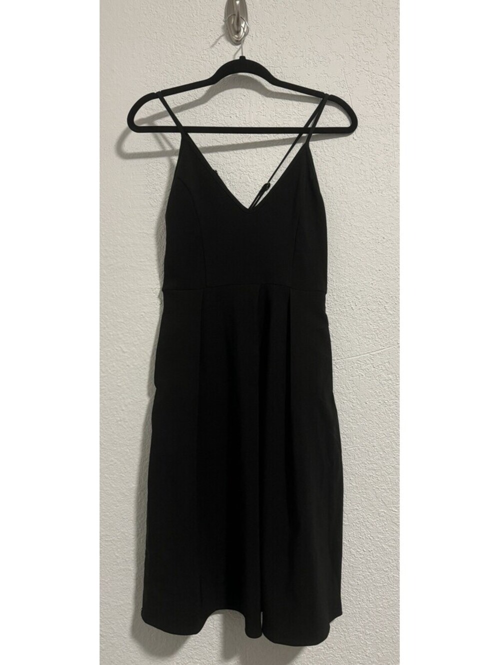 Elia Cher Women's Size 8-10 Black V-neck Thin Strap Midi Dress